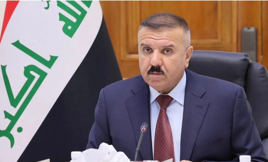 وزير الداخلية:سيتم تثبيت عقود الشرطة للعام 2023 خلال العام الحالي