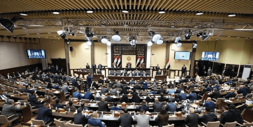 البرلمان يطالب بتعديل قانون الرواتب الحالي لضمان حقوق موظفي الدولة
